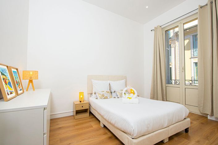 Image No.3-2 Bed Apartment for sale