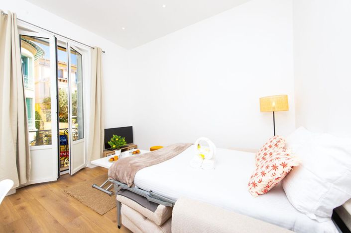 Image No.8-2 Bed Apartment for sale