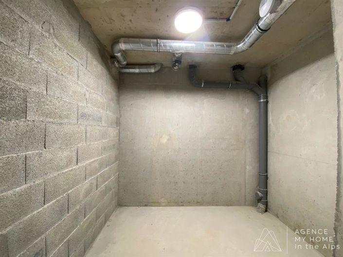 Image No.11-3 Bed Apartment for sale