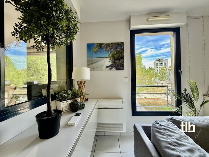 Image No.1-3 Bed Apartment for sale