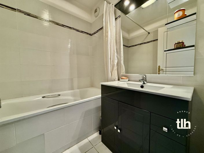 Image No.15-3 Bed Apartment for sale