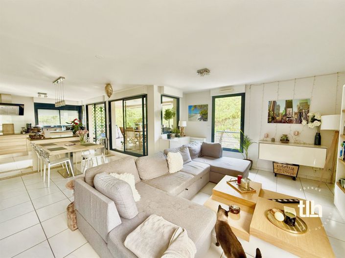 Image No.9-3 Bed Apartment for sale