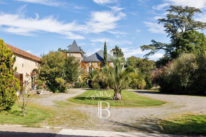 Image No.10-10 Bed House for sale