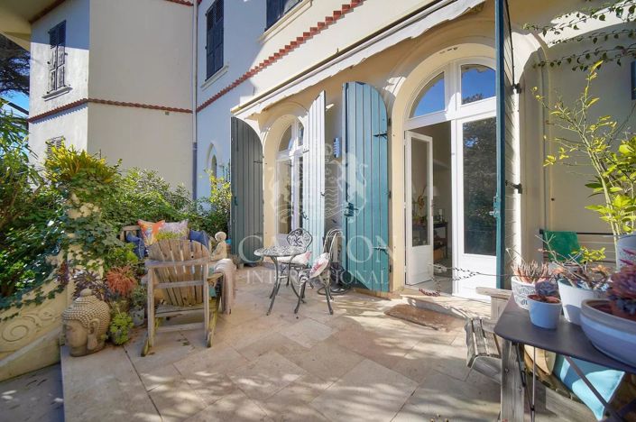 Image No.1-Appartement de 2 chambres à vendre à Cannes