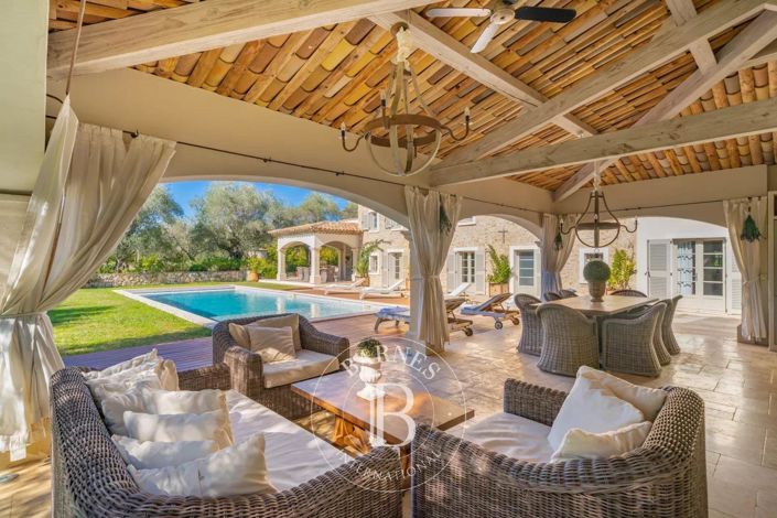 Image No.7-6 Bed House for sale