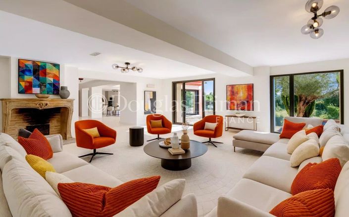 Image No.4-5 Bed House for sale