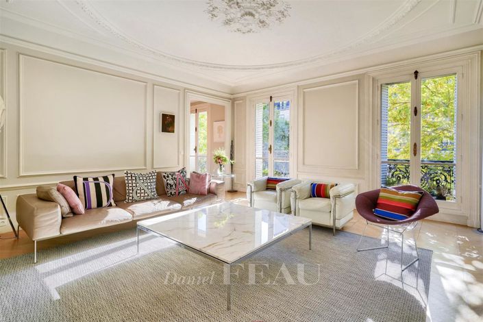 Image No.1-4 Bed Apartment for sale