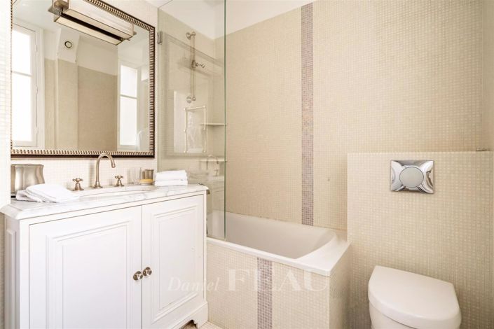 Image No.11-Appartement de 3 chambres à vendre à Paris