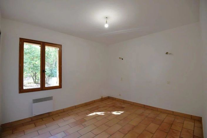 Image No.5-Maison de 2 chambres à vendre à Tourrettes