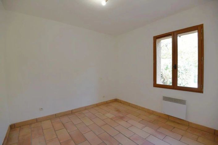 Image No.6-Maison de 2 chambres à vendre à Tourrettes