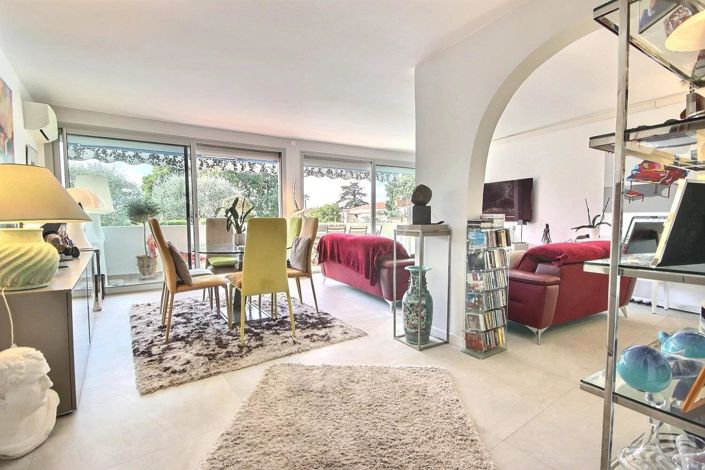 Image No.6-Appartement de 2 chambres à vendre à Cannes