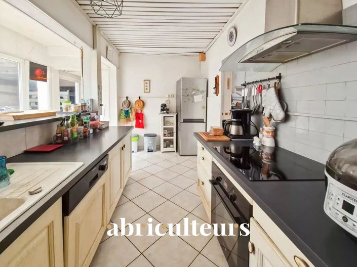 Image No.4-House for sale