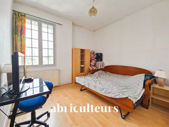 Image No.7-House for sale