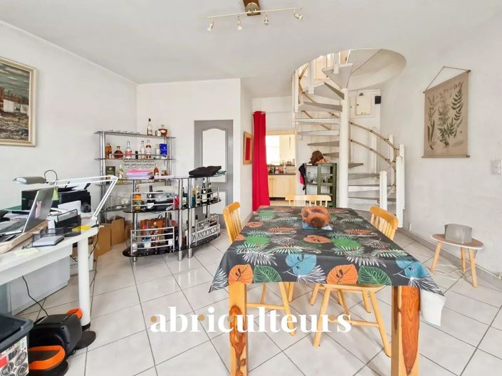 Image No.8-House for sale