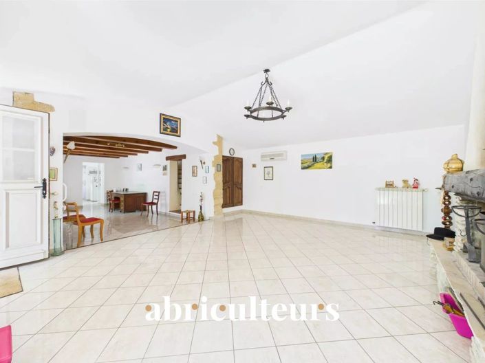 Image No.15-4 Bed House for sale