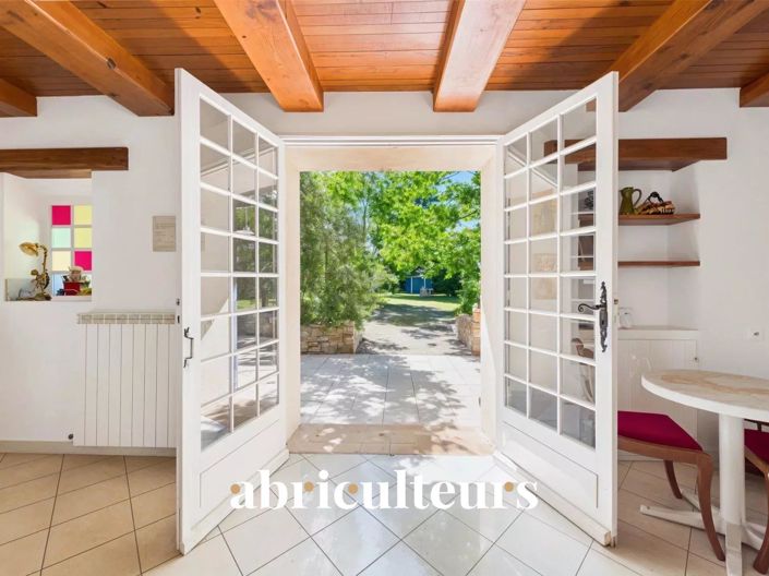 Image No.21-4 Bed House for sale