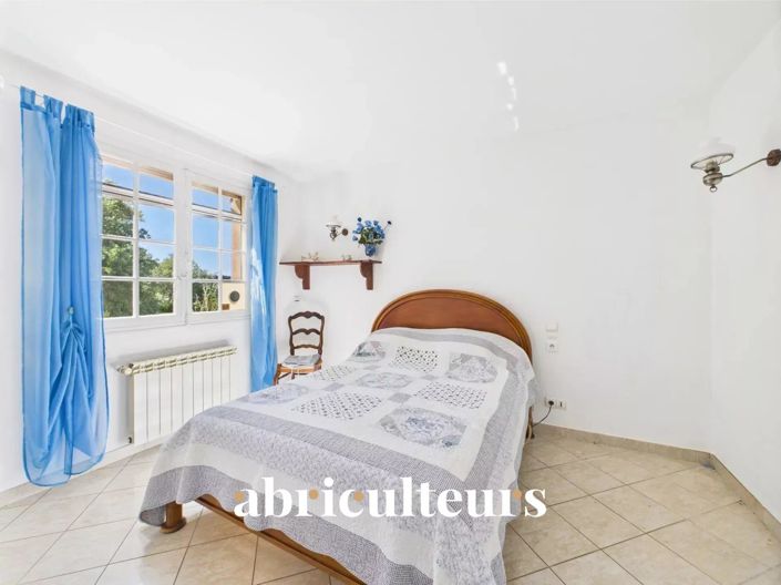 Image No.24-4 Bed House for sale