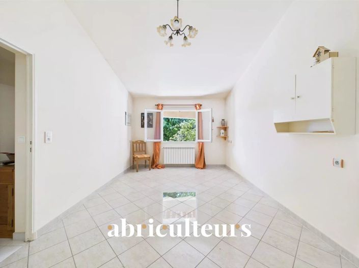 Image No.30-4 Bed House for sale