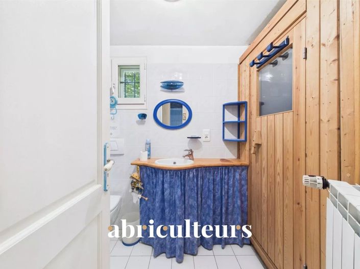 Image No.31-4 Bed House for sale