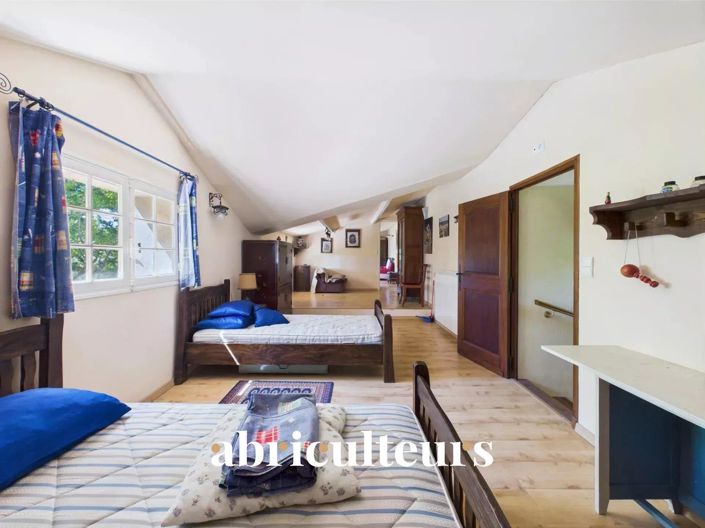 Image No.36-4 Bed House for sale