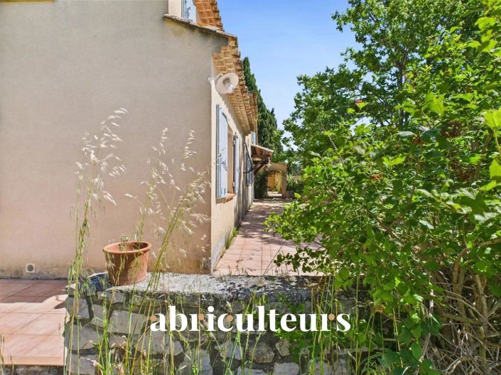 Image No.6-4 Bed House for sale