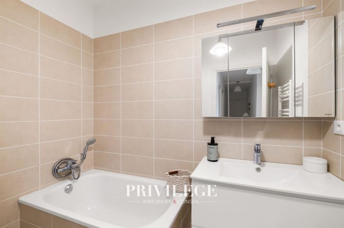 Image No.15-5 Bed Apartment for sale