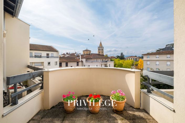 Image No.9-5 Bed Apartment for sale