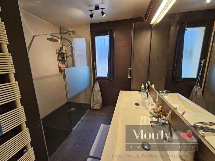 Image No.17-3 Bed House for sale