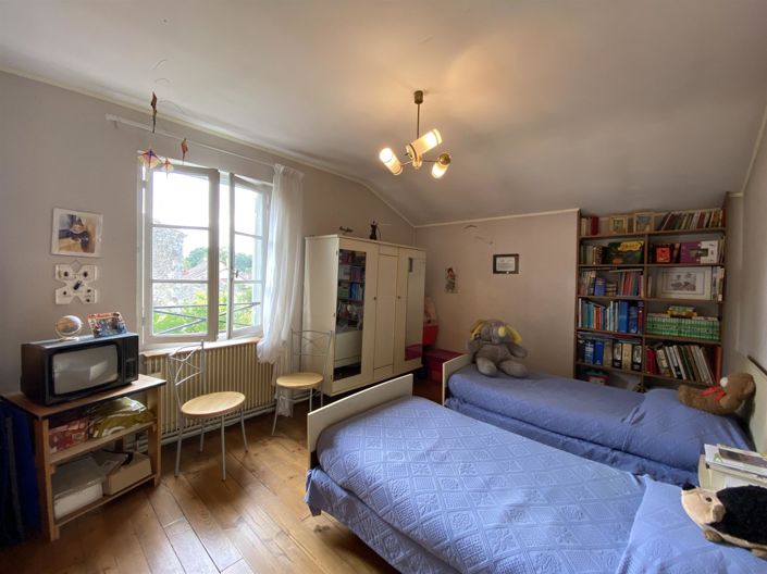 Image No.9-3 Bed House for sale