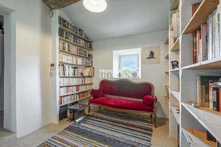 Image No.14-9 Bed House for sale