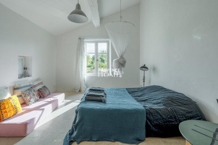 Image No.8-9 Bed House for sale