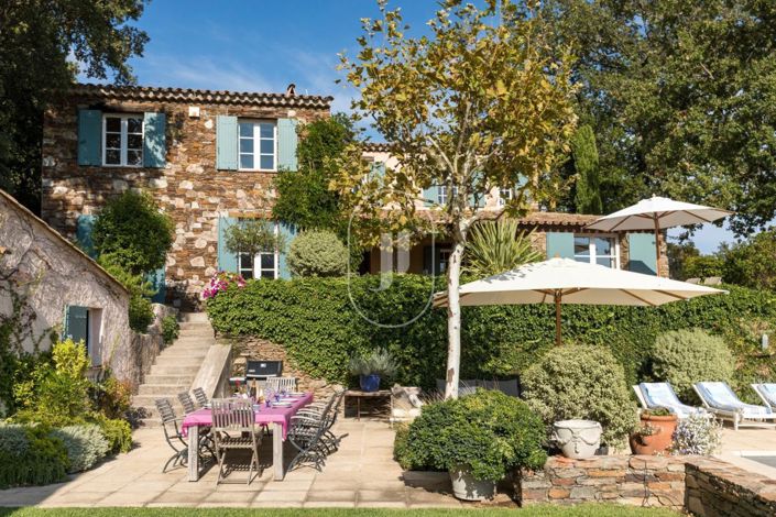 Image No.3-4 Bed House for sale