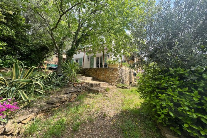 Image No.17-5 Bed House for sale