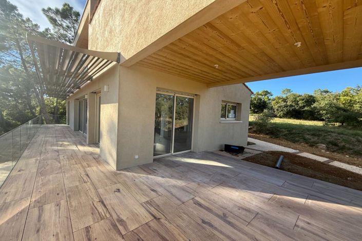 Image No.16-4 Bed House for sale