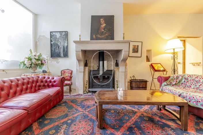 Image No.10-7 Bed House for sale