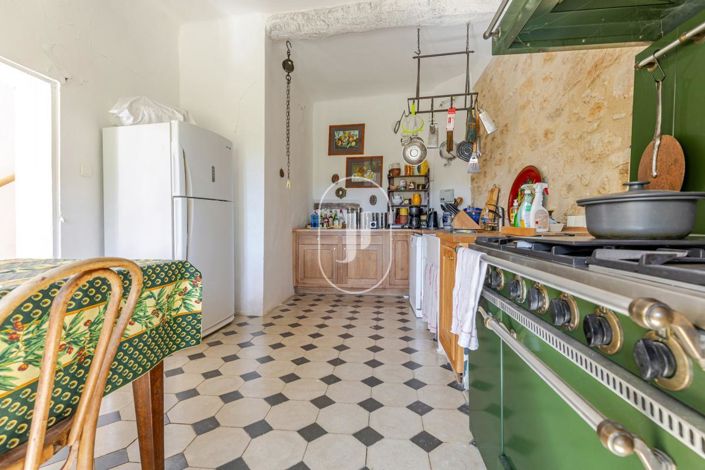 Image No.5-7 Bed House for sale