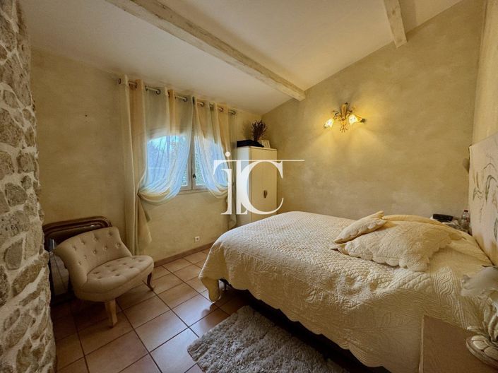 Image No.11-3 Bed House for sale