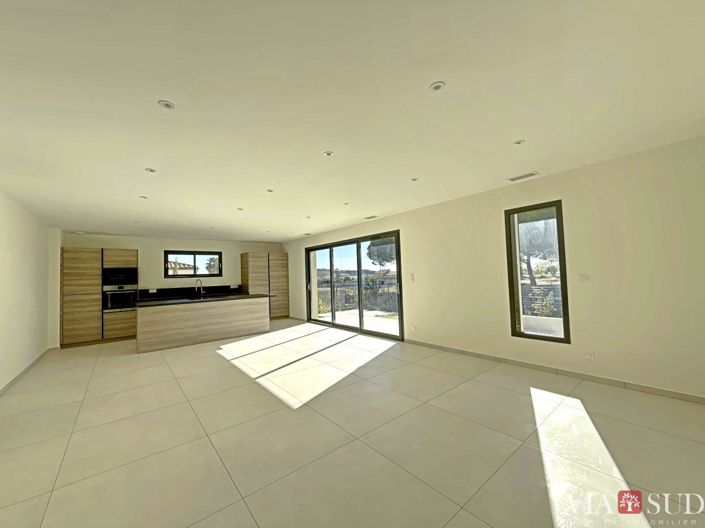 Image No.4-3 Bed House for sale