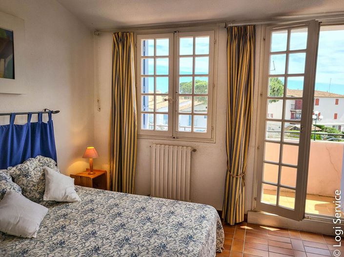 Image No.5-4 Bed House for sale