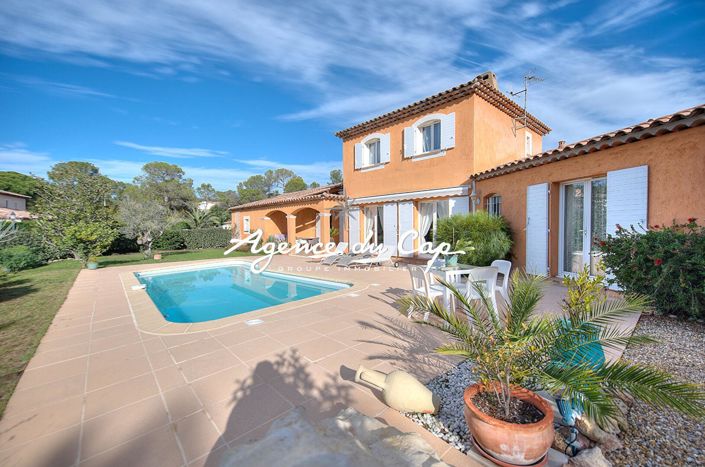 Image No.18-3 Bed House for sale