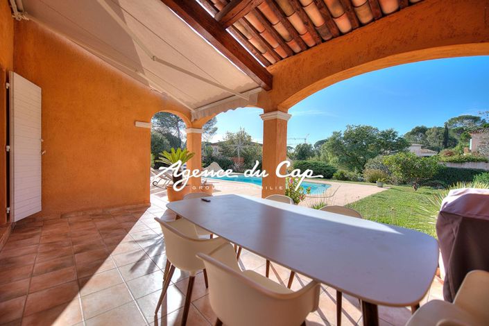 Image No.3-3 Bed House for sale