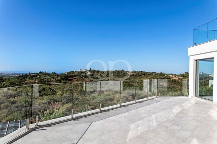 Image No.22-4 Bed House for sale