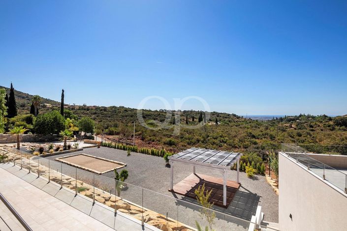 Image No.5-4 Bed House for sale