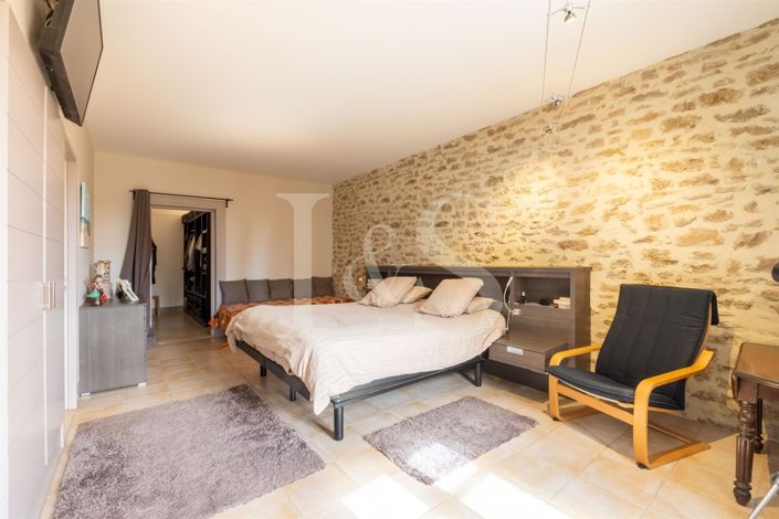 Image No.12-7 Bed House for sale