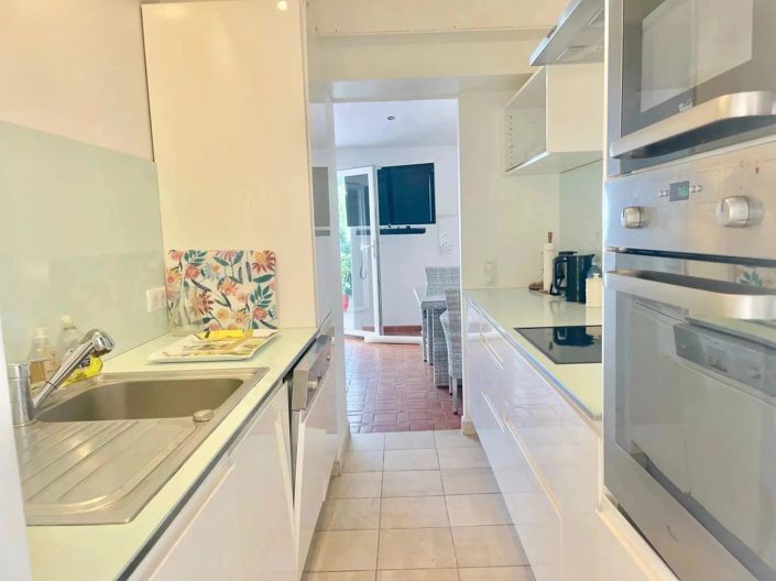 Image No.7-2 Bed House for sale