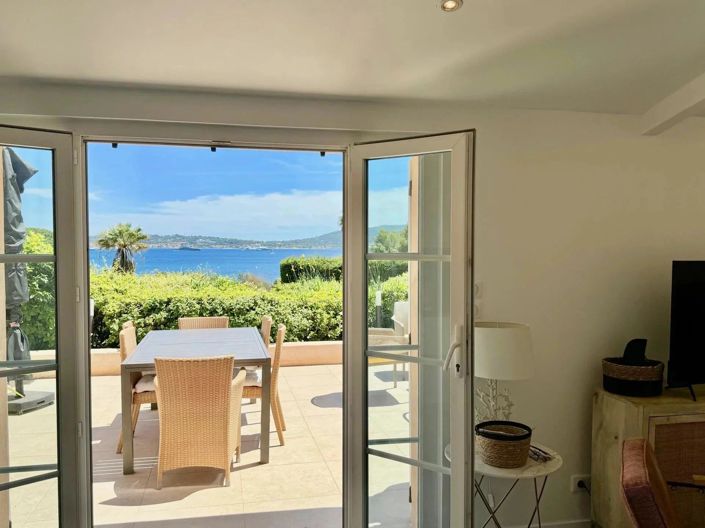 Image No.9-2 Bed House for sale