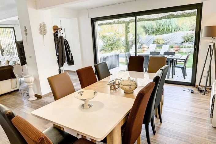 Image No.2-Maison de 4 chambres à vendre à Cannes