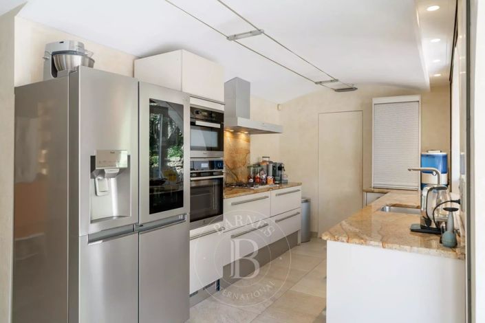 Image No.5-Maison de 4 chambres à vendre à Cannes