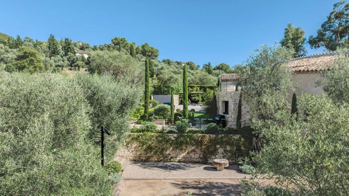 Image No.4-5 Bed House for sale