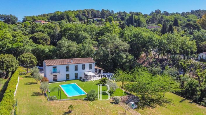 Image No.1-4 Bed House for sale